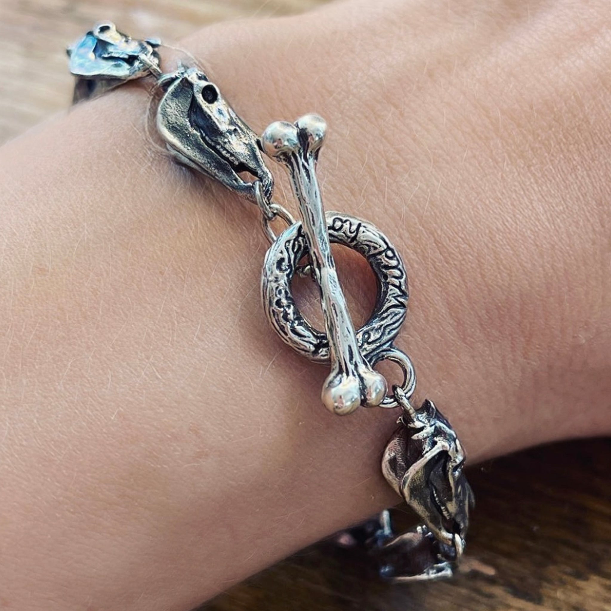 Solid Silver Linked Horse Skulls Bracelet