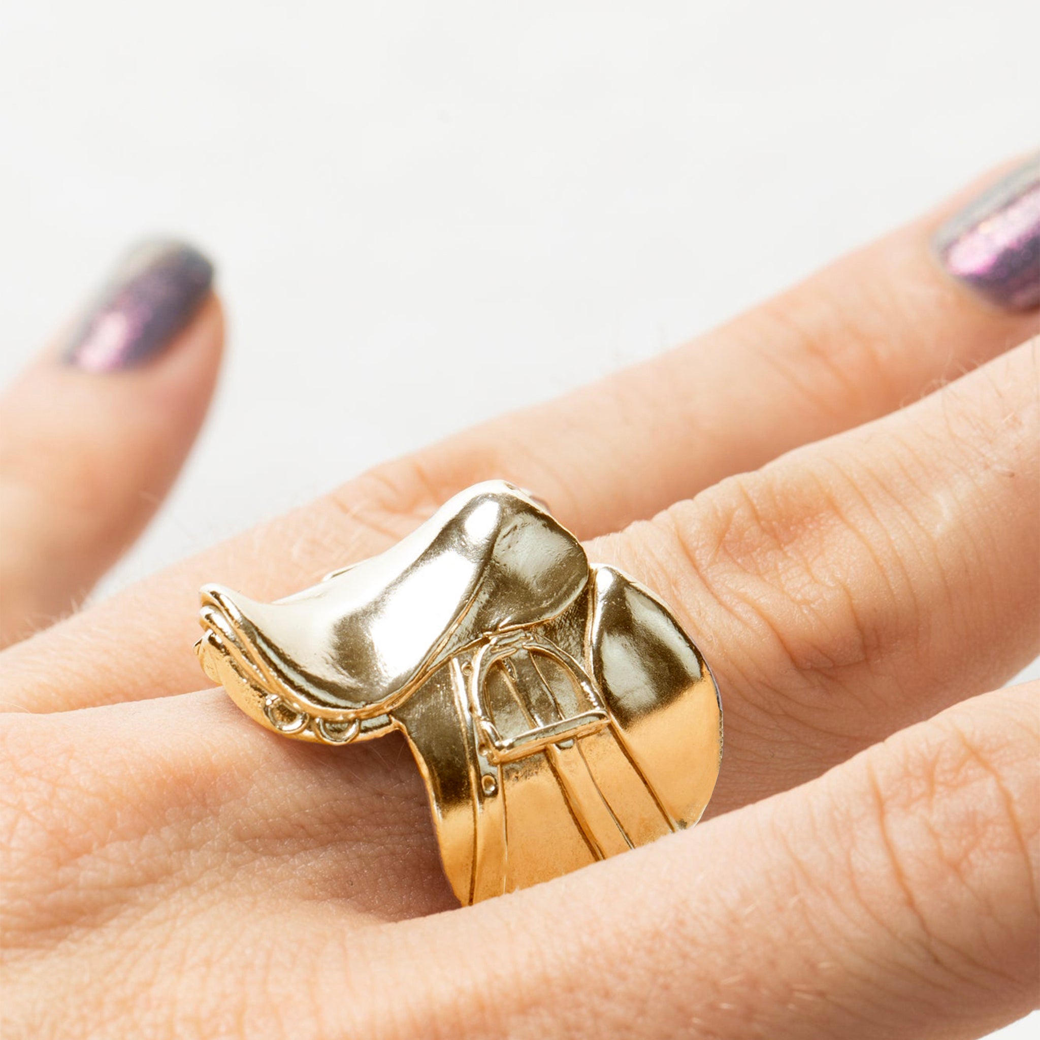 The Stirrups of England- British Saddle Ring Gold Plating